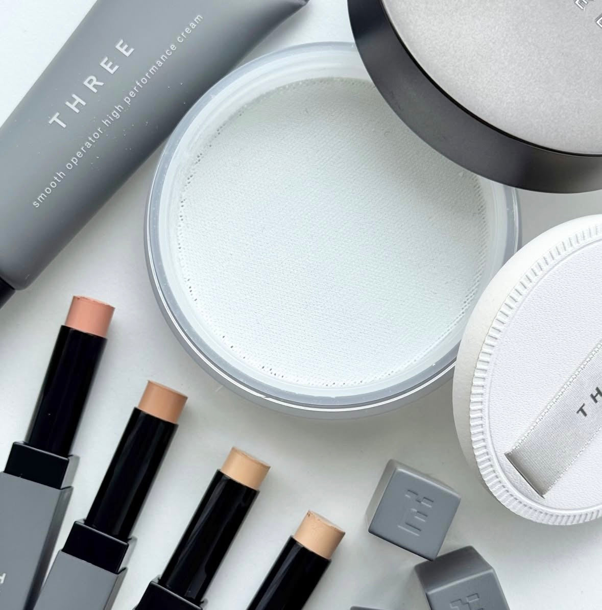 【THREE】  晶透蜜粉 X04 | 夏季限定