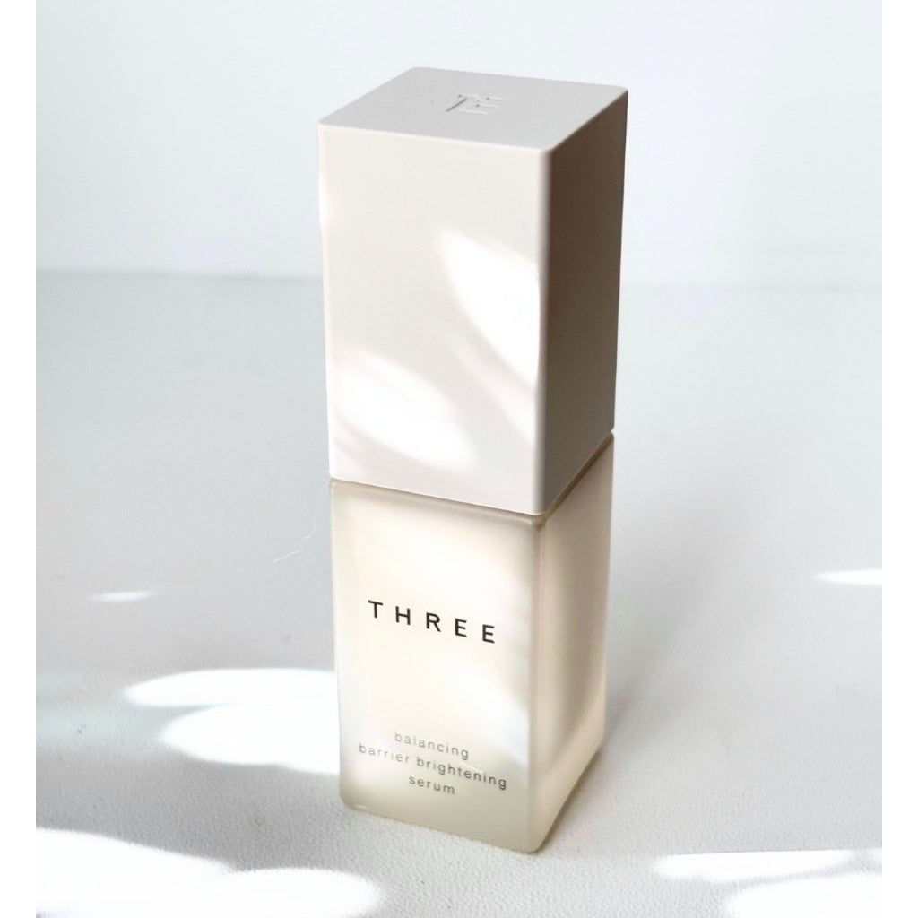 【THREE】 前導美白精華液 30mL